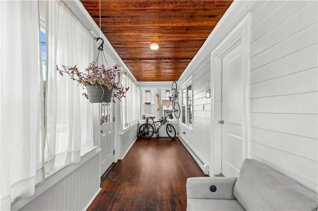 12 Searle Street Providence RI 02905