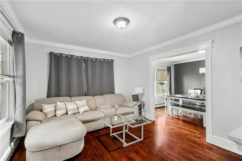 12 Searle Street Providence RI 02905
