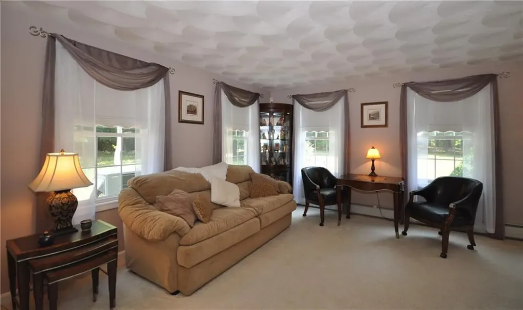83 Rolling Hill Drive Exeter RI 02822