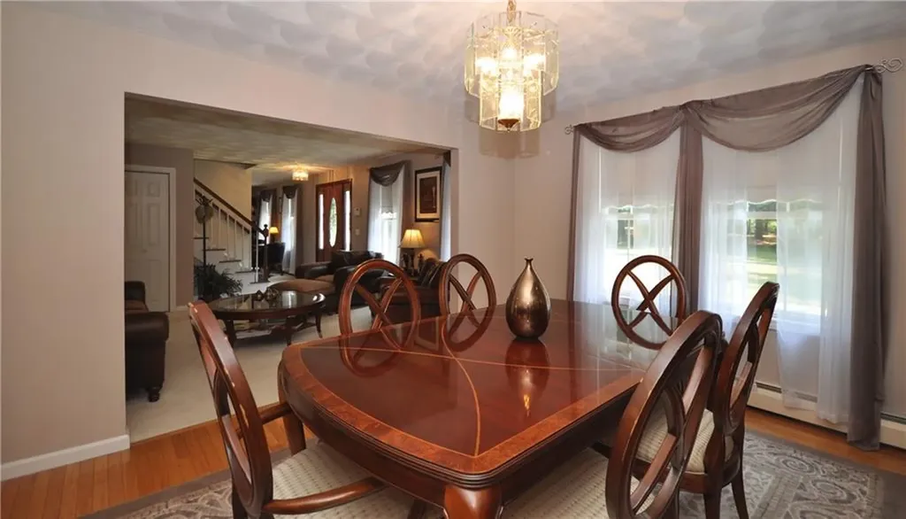 83 Rolling Hill Drive Exeter RI 02822