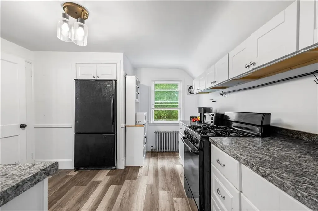 182 Norfolk Avenue Pawtucket RI 02861