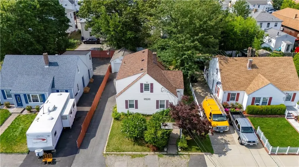182 Norfolk Avenue Pawtucket RI 02861