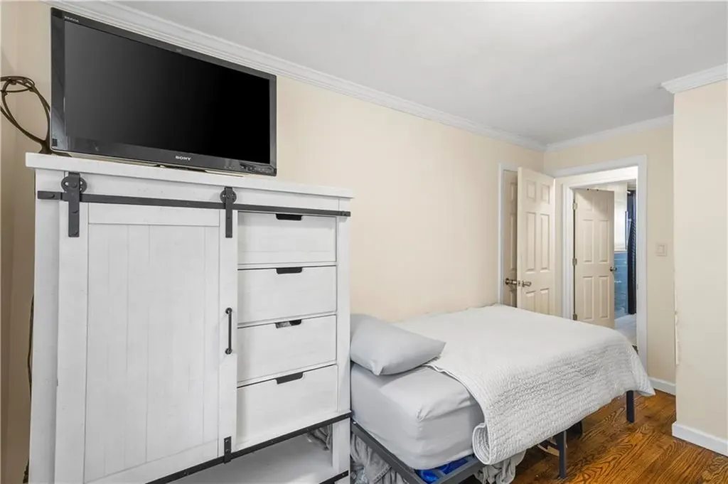 182 Norfolk Avenue Pawtucket RI 02861