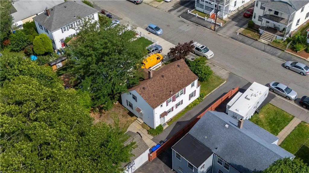 182 Norfolk Avenue Pawtucket RI 02861