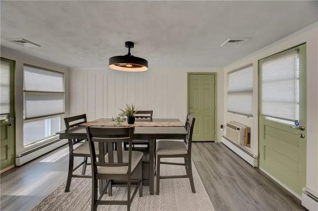 82 Garland Avenue Cranston RI 02910