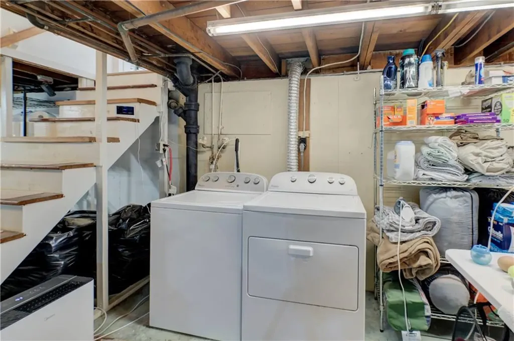 82 Garland Avenue Cranston RI 02910