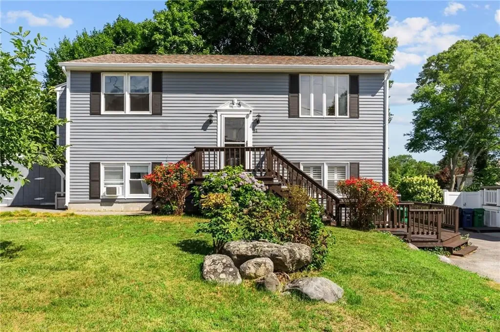 81 Pender Avenue Warwick RI 02889