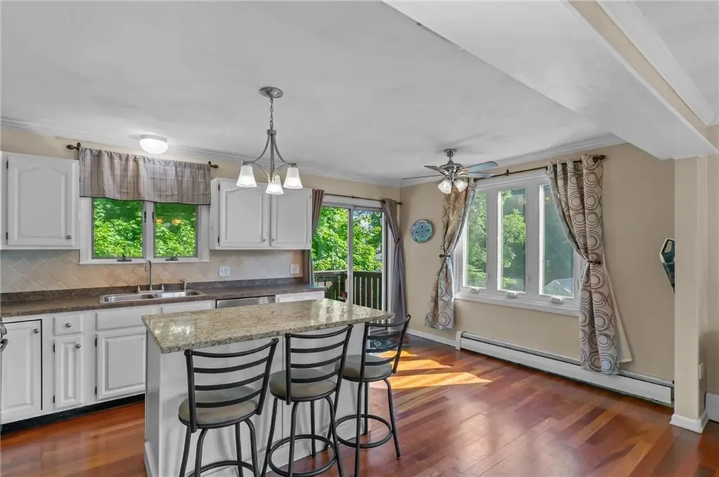 81 Pender Avenue Warwick RI 02889
