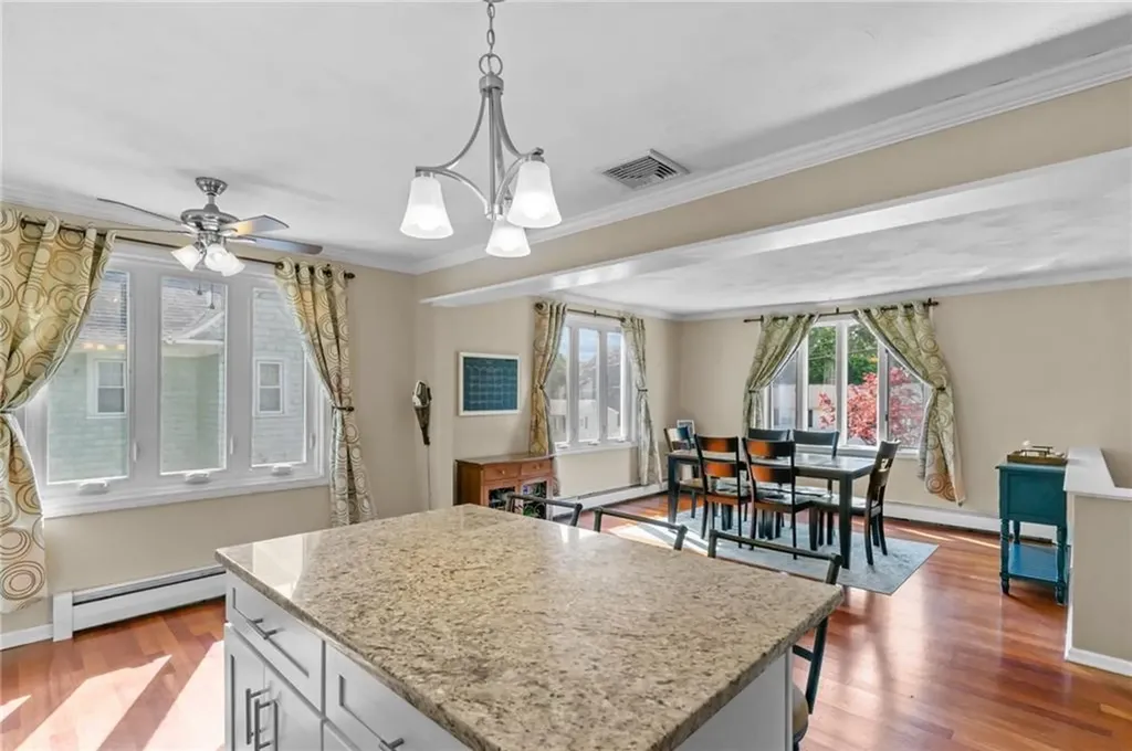 81 Pender Avenue Warwick RI 02889