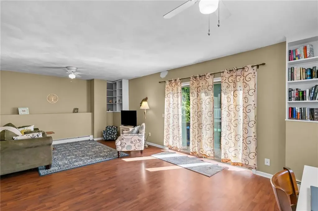 81 Pender Avenue Warwick RI 02889