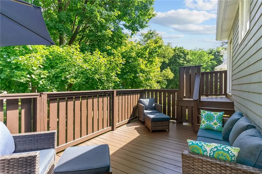 81 Pender Avenue Warwick RI 02889