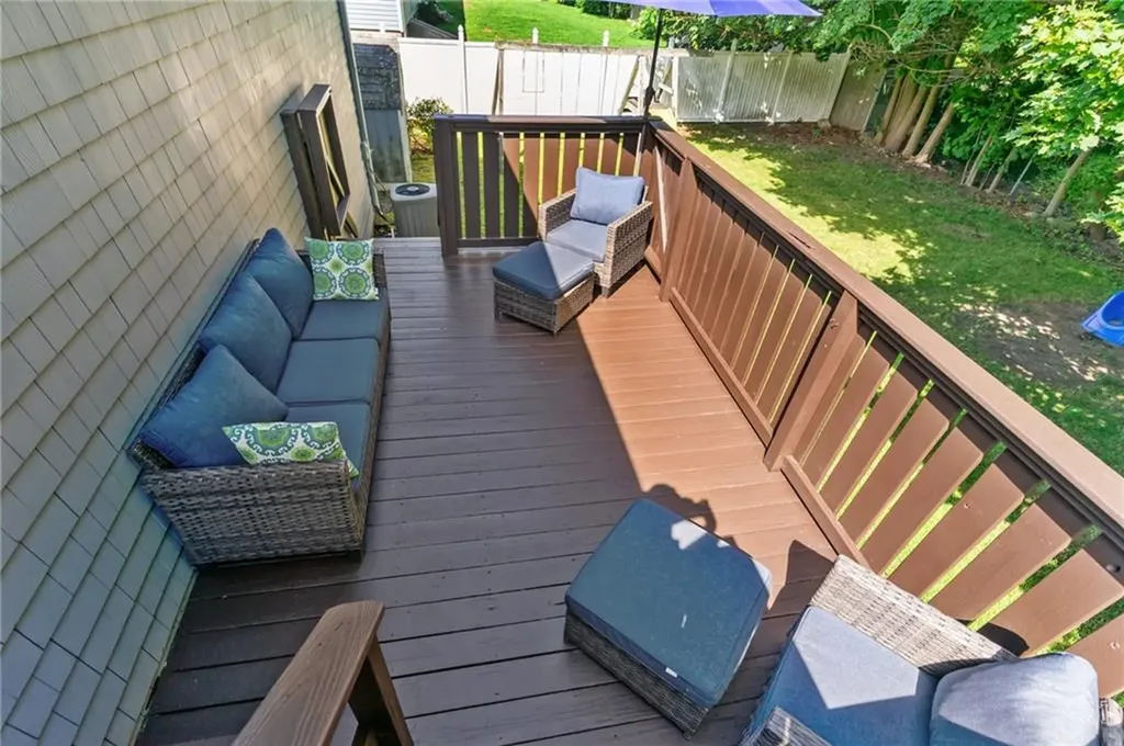 81 Pender Avenue Warwick RI 02889