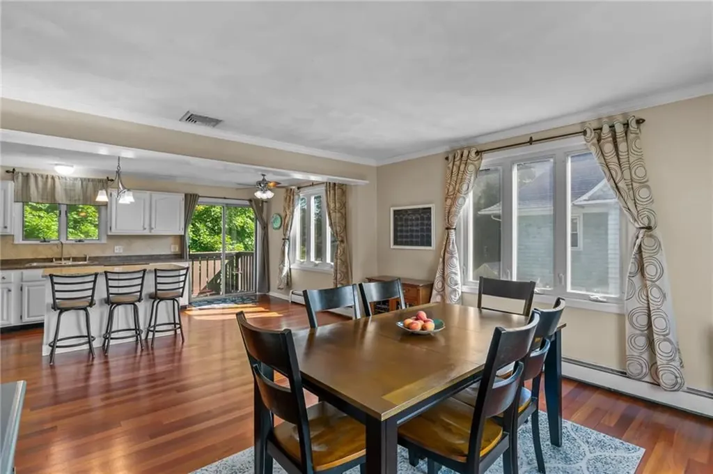 81 Pender Avenue Warwick RI 02889