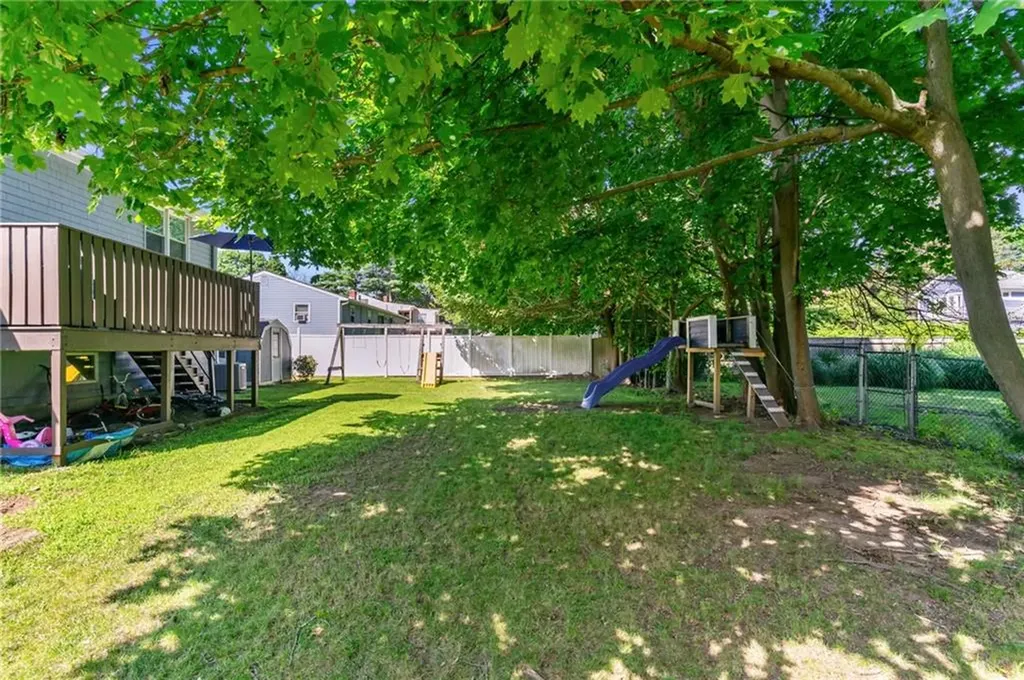 81 Pender Avenue Warwick RI 02889