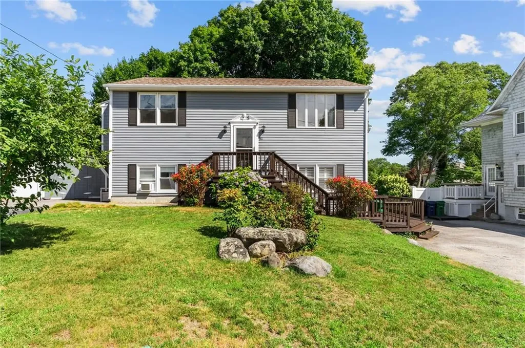 81 Pender Avenue Warwick RI 02889
