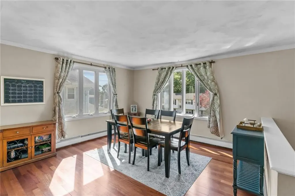 81 Pender Avenue Warwick RI 02889
