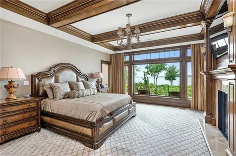 272 Carnegie Harbor Drive Portsmouth RI 02871