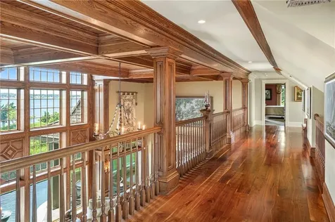 272 Carnegie Harbor Drive Portsmouth RI 02871