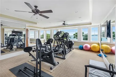 272 Carnegie Harbor Drive Portsmouth RI 02871