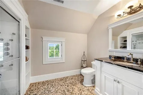 272 Carnegie Harbor Drive Portsmouth RI 02871