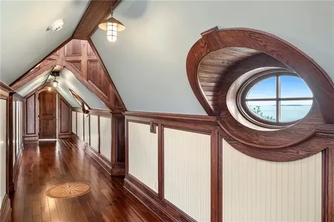 272 Carnegie Harbor Drive Portsmouth RI 02871