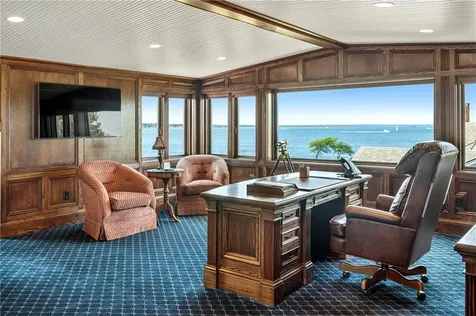 272 Carnegie Harbor Drive Portsmouth RI 02871