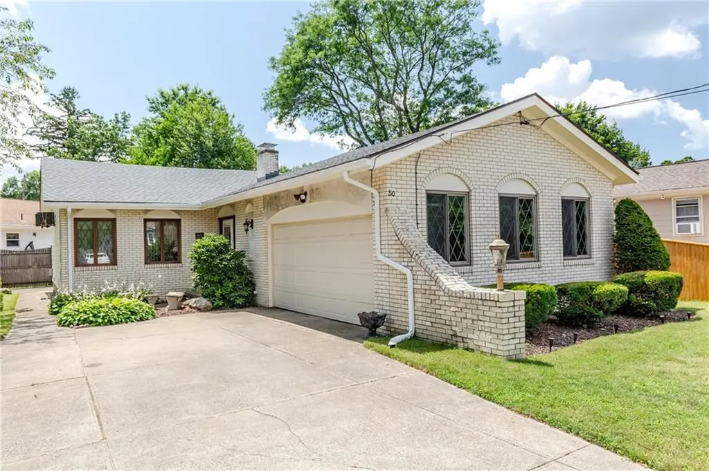 80 Hillside Drive North Providence RI 02904