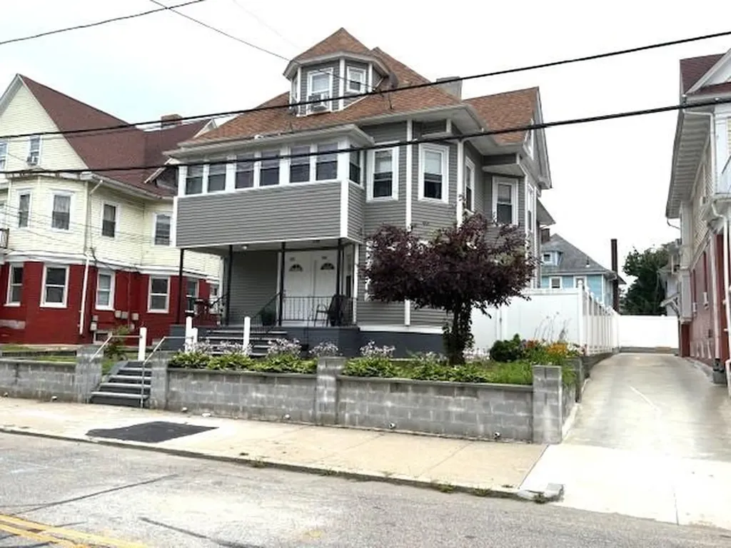 582 584 Public Street Providence RI 02907
