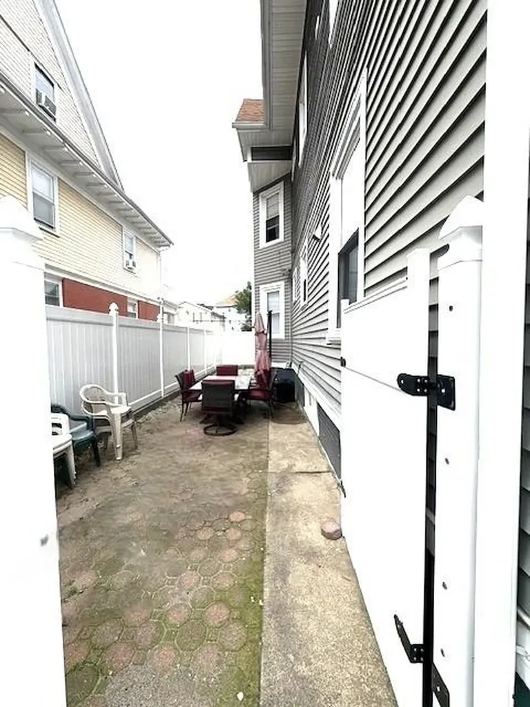 582 584 Public Street Providence RI 02907