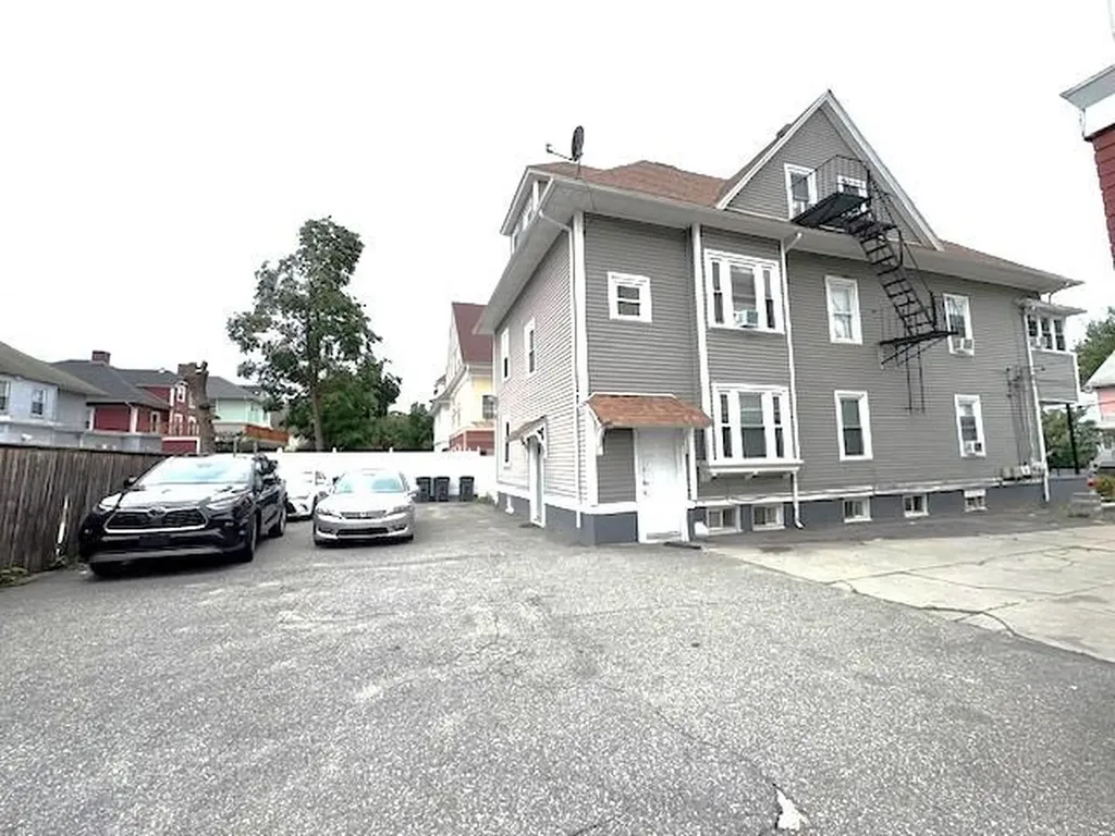 582 584 Public Street Providence RI 02907