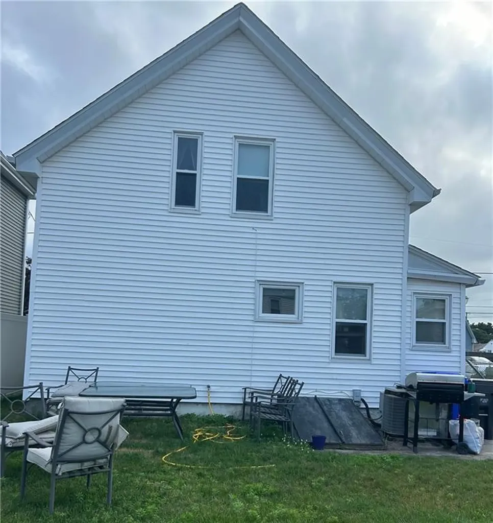 37 Julian Street Pawtucket RI 02861