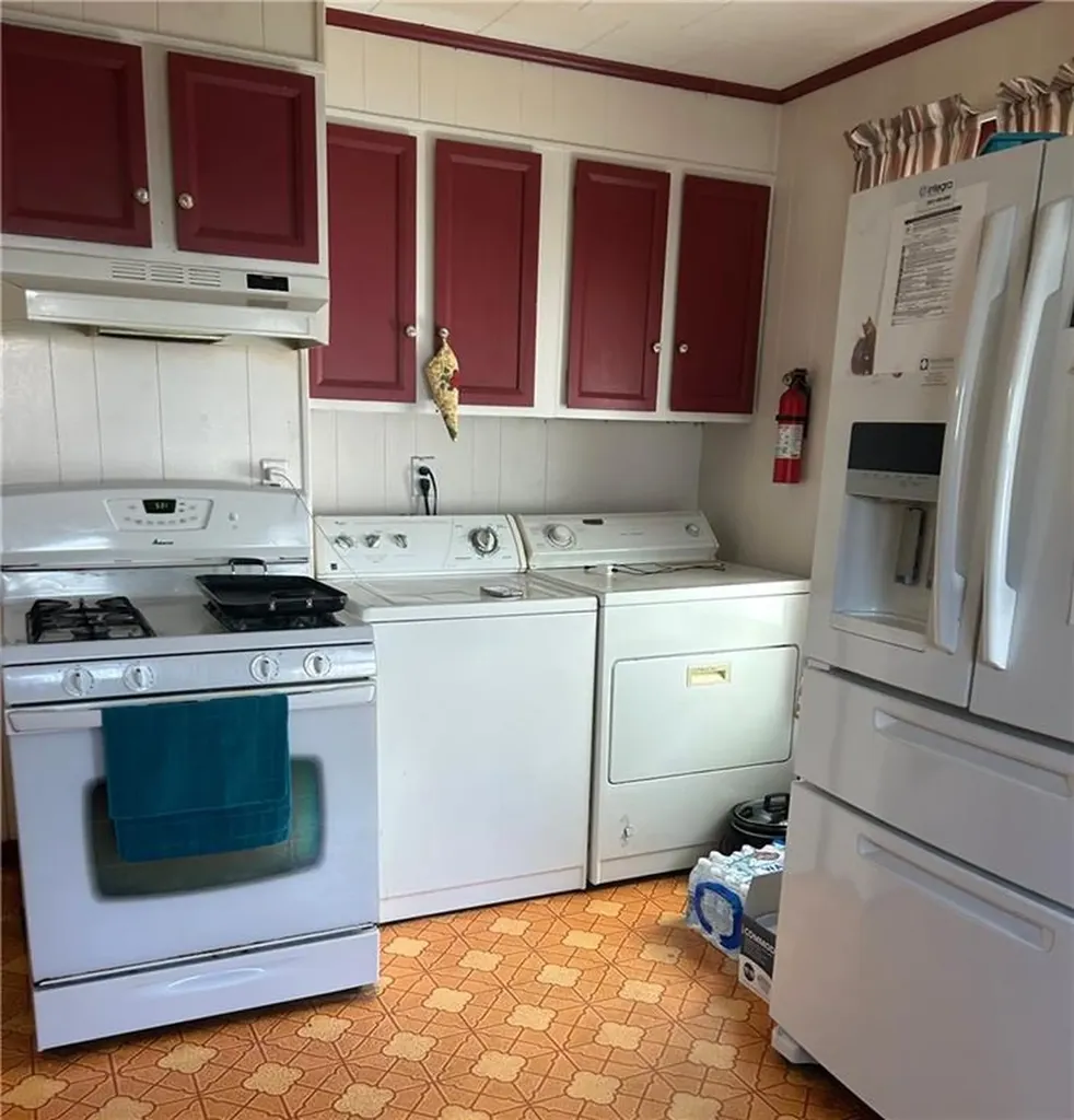 37 Julian Street Pawtucket RI 02861