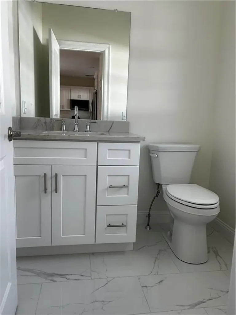 1 Kensington Way Johnston RI 02919