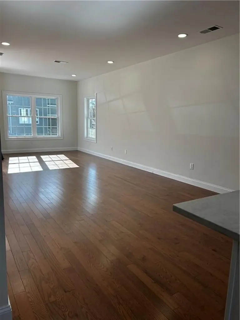 1 Kensington Way Johnston RI 02919