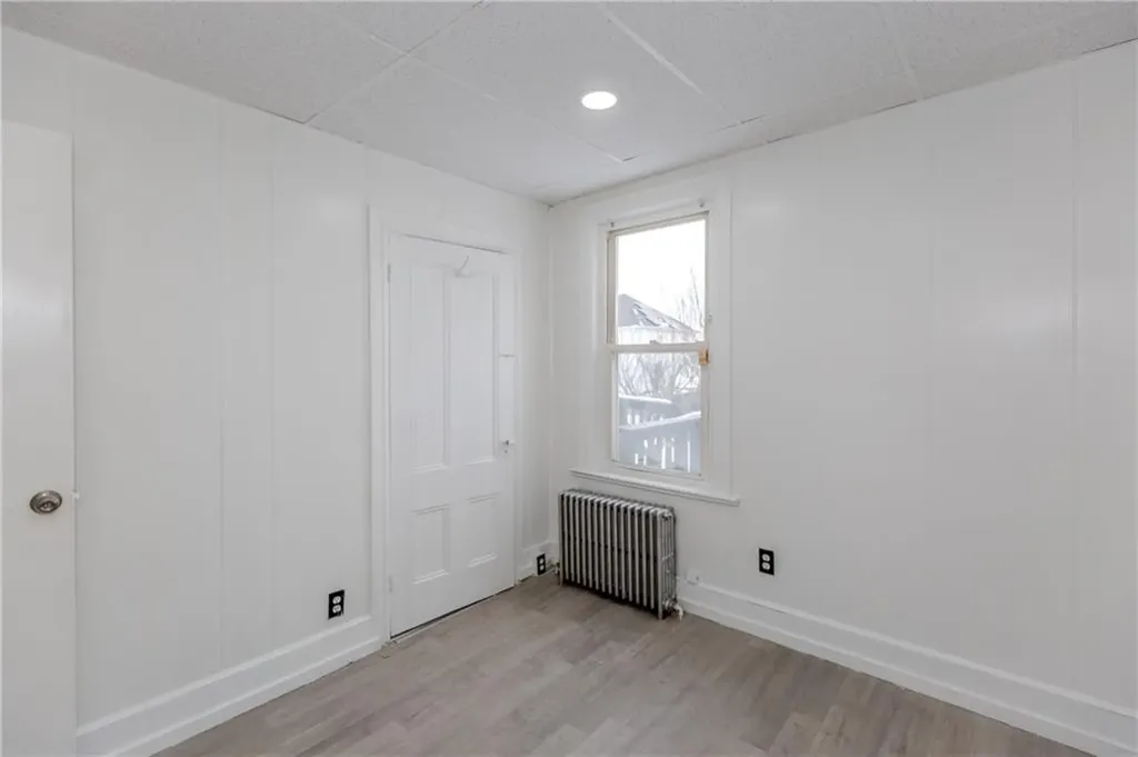 37 Hampton Street Providence RI 02904