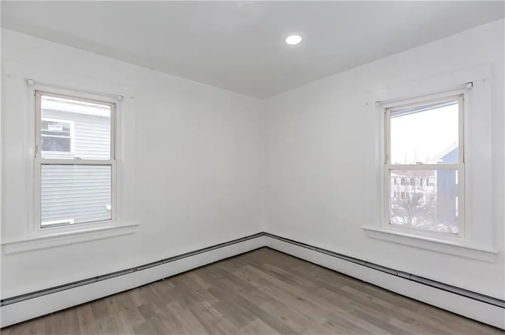 37 Hampton Street Providence RI 02904