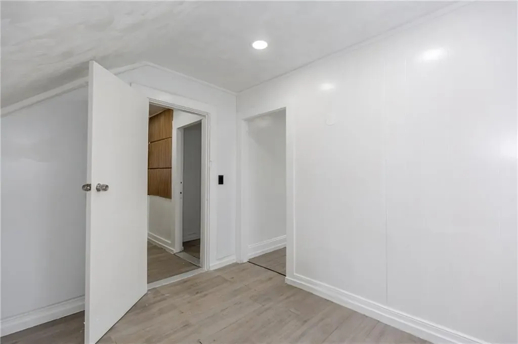 37 Hampton Street Providence RI 02904