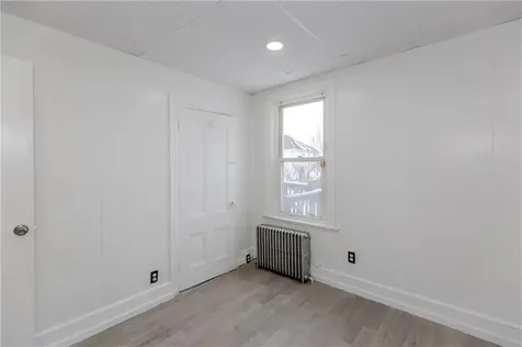 37 Hampton Street Providence RI 02904