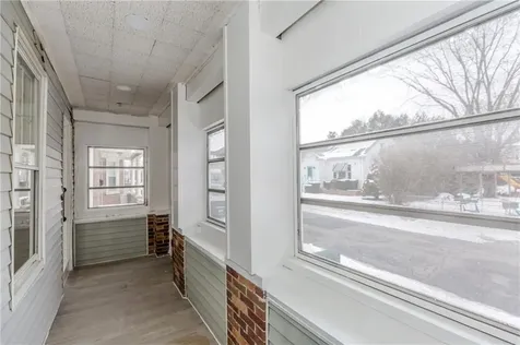 37 Hampton Street Providence RI 02904