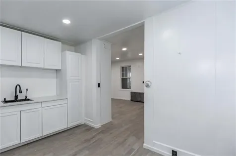 37 Hampton Street Providence RI 02904