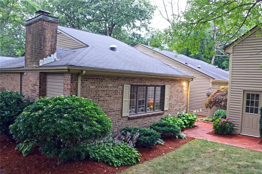 123 Pine Glen Drive East Greenwich RI 02818