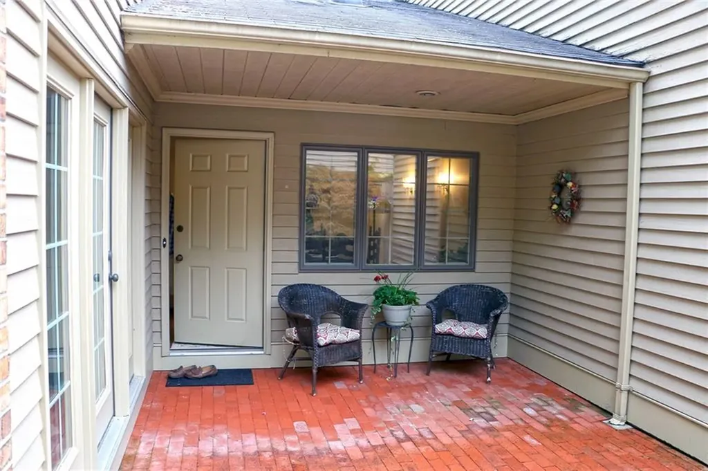 123 Pine Glen Drive East Greenwich RI 02818