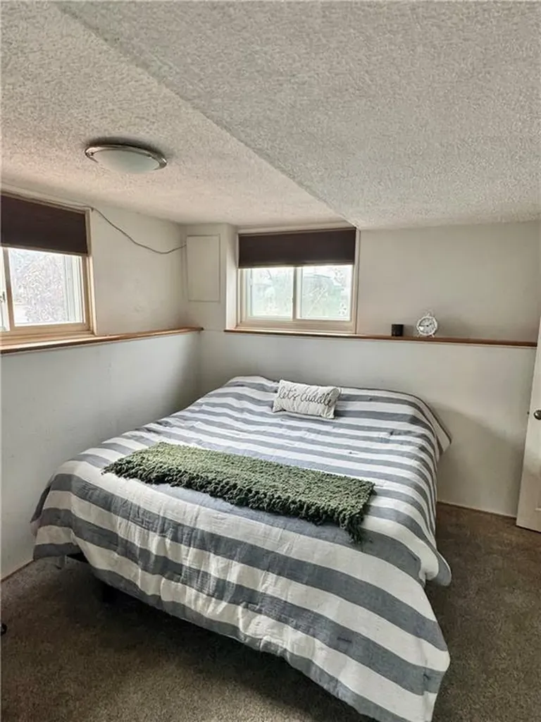 231 Smith Street Warwick RI 02886