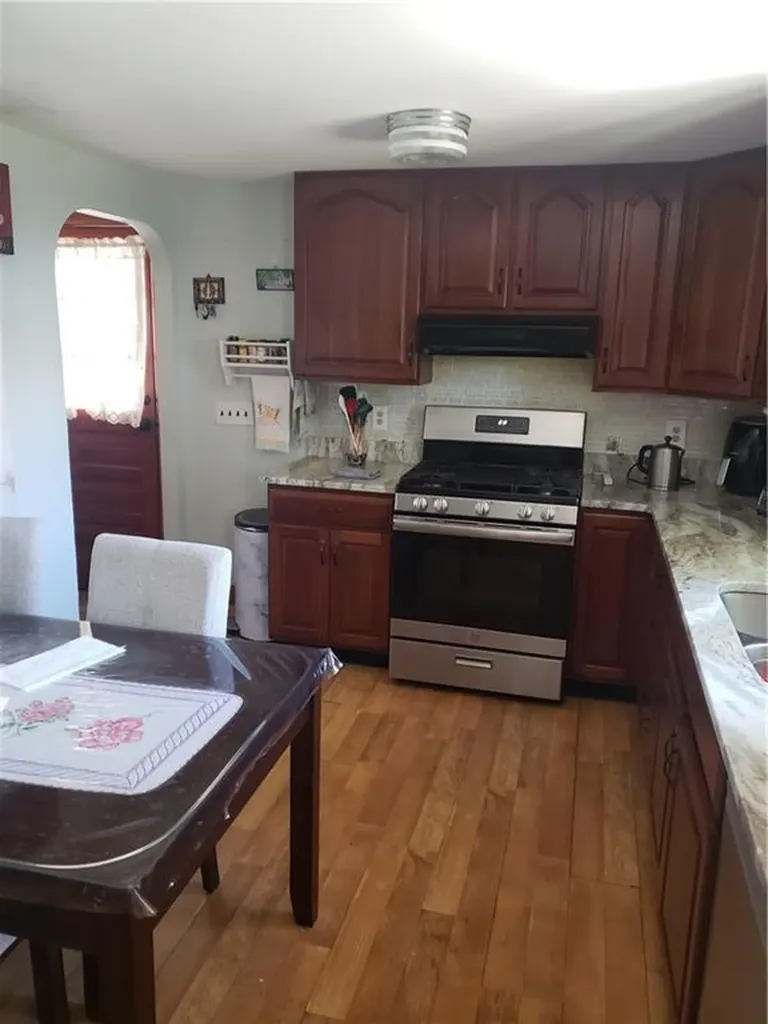 5 Cass Street Lincoln RI 02865