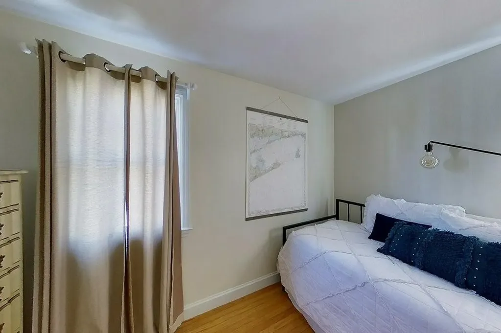 9 Hillside Avenue Newport RI 02840