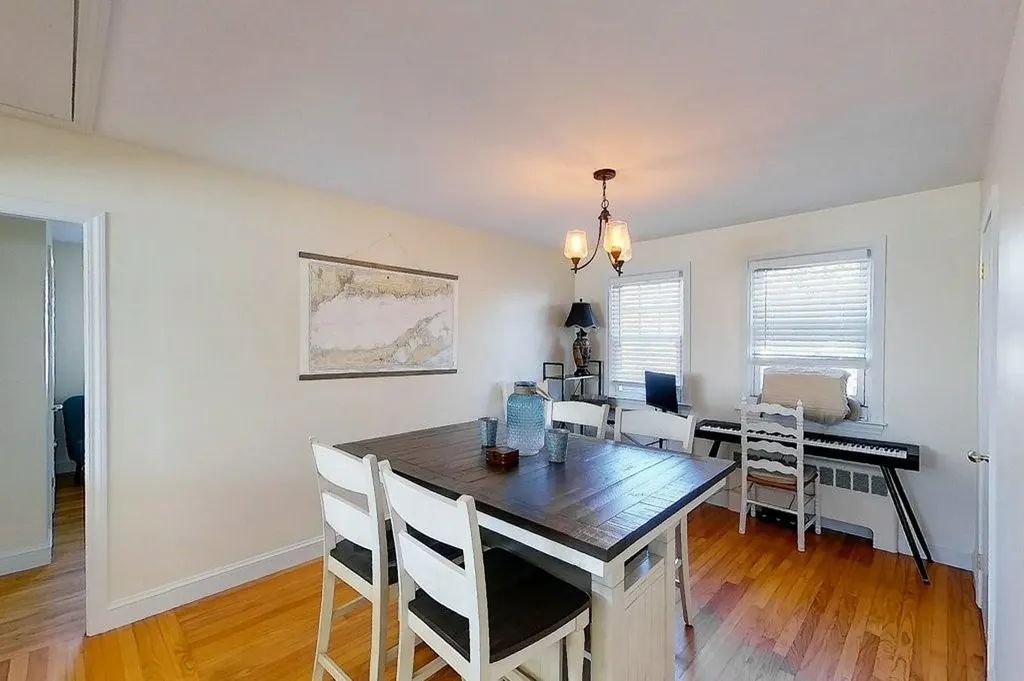 9 Hillside Avenue Newport RI 02840