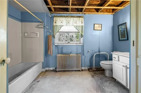 96 Log Bridge Road Coventry RI 02827