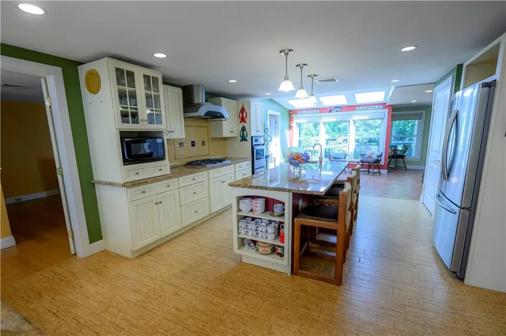 46 South River Drive Narragansett RI 02882