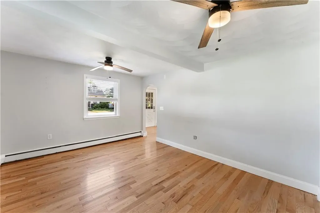 88 General Hawkins Drive Warwick RI 02888