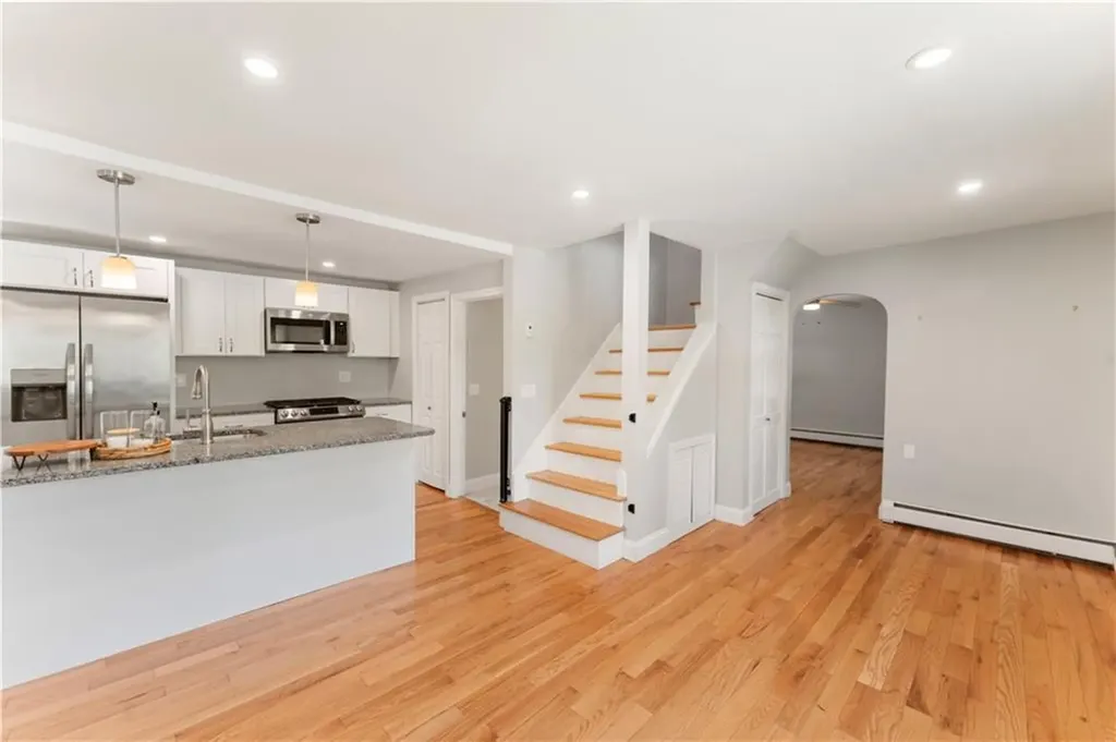88 General Hawkins Drive Warwick RI 02888